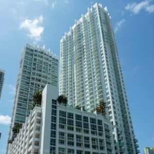Brickell On The River
